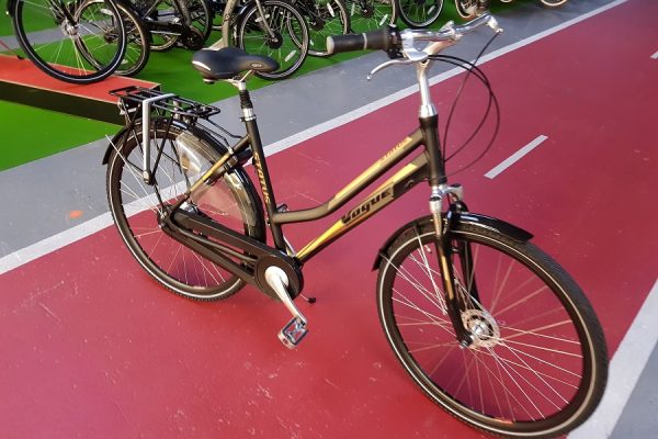 vogue Status damesfiets zwart oranje 2