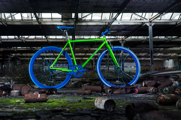 VYDZ Striking-Green