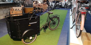 Keewee bakfiets Army Green Zijaanzicht bakfiets