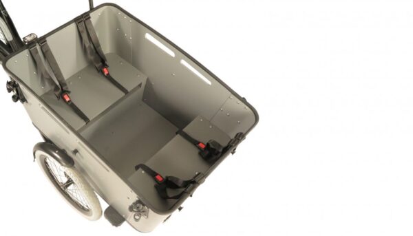 Vogue Carry 3 2024 Elektrische bakfiets 4 zits 4 gordels binnenkant bak